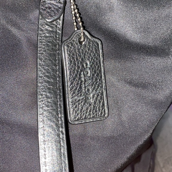 Coach Tote relisted - Picture 2 of 7